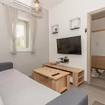 1 Bedroom Beautiful In Apartmán
