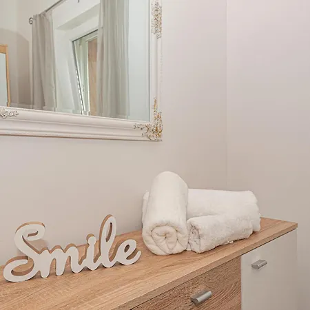 1 Bedroom Beautiful In