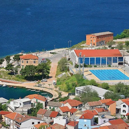 1 Bedroom Beautiful In * Šibenik